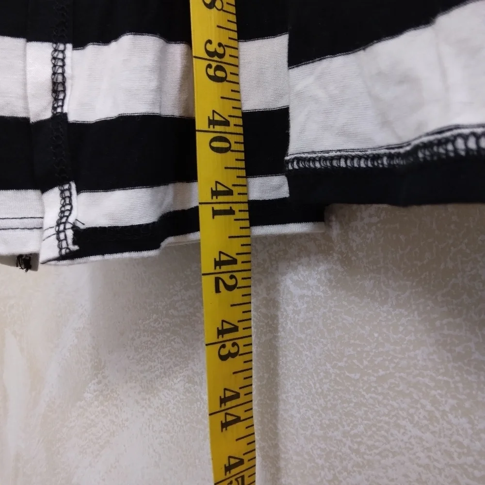 Black White Stripe Duster NO Pockets T-Shirt weight Long Sleeve